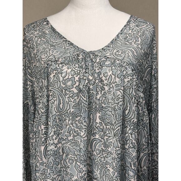 Day Trip BKE BLUE WHITE FLORAL BABYDOLL TUNIC PEASANT TOP BLOUSE Long Sleeve NWT - Picture 2 of 16